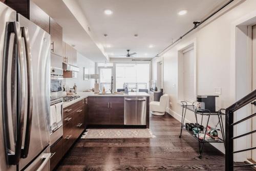 The Ashby - Industrial Vibes 3B with Rooftop and Parking in Cincinnati, USA