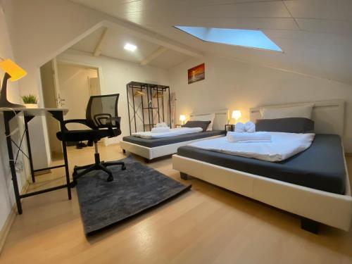 Deluxe Business Suite mit 2 Schlafzimmer & Parkplatz, Highspeed WLAN, Netflix Premium, zentral zu Au in 巴特腓特烈斯哈爾