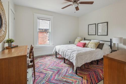 6 Bedroom Holiday Retreat DIA Museums Gallery in Detroit, USA