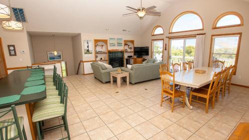 Oceanside, Dogs Welcome, Private Pool, Hot Tub, WC962, Sea for Miles, Corolla (photo 5)