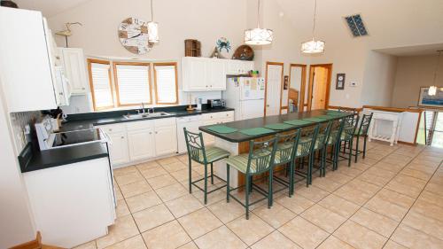 Oceanside, Dogs Welcome, Private Pool, Hot Tub, WC962, Sea for Miles, Corolla (photo 9)