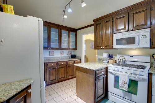 Lakefront Algoma Home with Deck, Grill and Fireplace