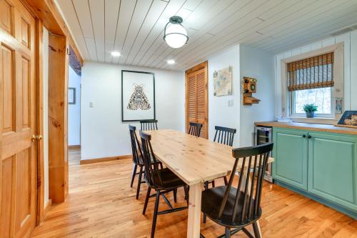 Hilltop Walton Getaway with Picturesque Views! in Walton, USA
