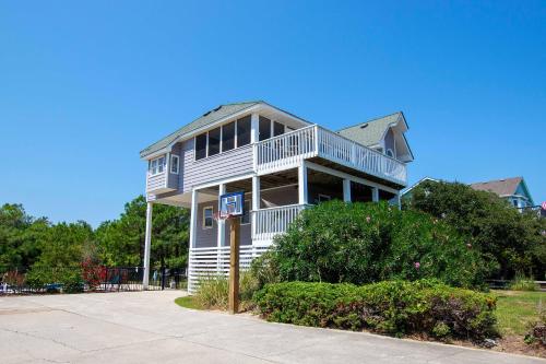 Oceanside, Private Pool, Hot Tub, Close to Beach, WW874, Whalecome Aboard, Corolla (photo 7)