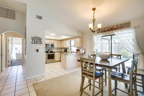 Sleek Updated House with Lanai Less Than 10 Min From Downtown! - image 6