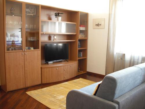 Sun's House, Rome (photo 10)