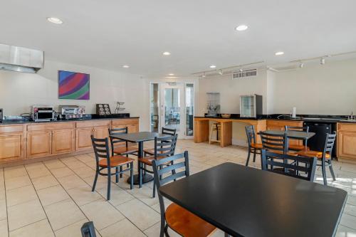 Downtown Dover Inn - 식음료(F&B)
