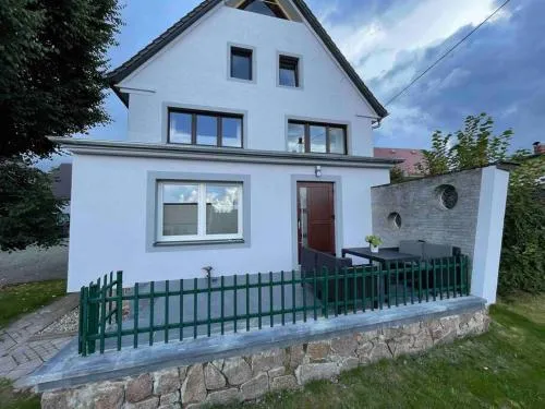Hochwertige Ferienwohnung im Bauernhaus in Freital, Deutschland
