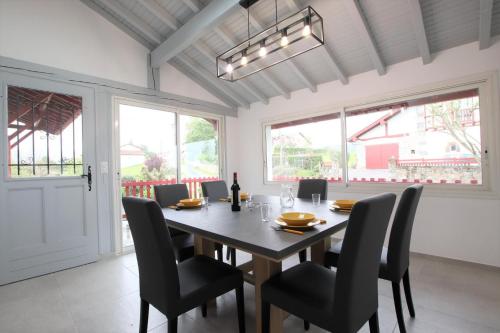 Joanesenea Joanesenea