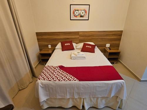 1 double bed, 1 twin bed