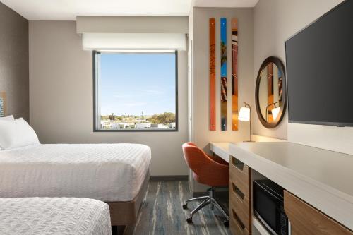 Hampton Inn & Suites San Mateo-San Francisco Airport