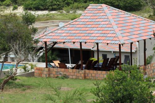 Calanga Lake House - old in Μπιλένε