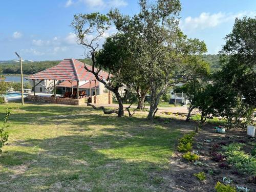 Calanga Lake House - old in Μπιλένε