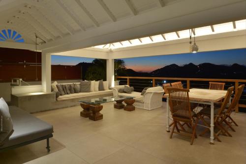 Sunrise - Luxury villa at the heart of the island in Gustavia