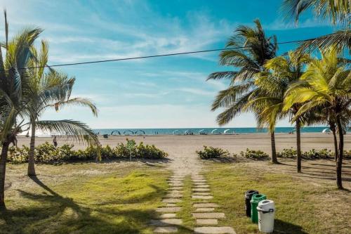 Apto con vista al mar para disfrutar en familia.