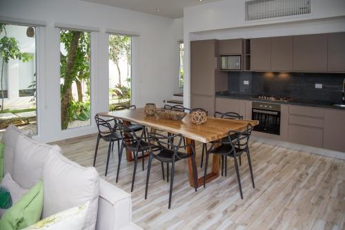 Cheerful Villa, Private Pool, 24hsecurity, concierge in Tulum, Mexico