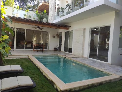 Cheerful Villa, Private Pool, 24hsecurity, concierge in Tulum, Mexico