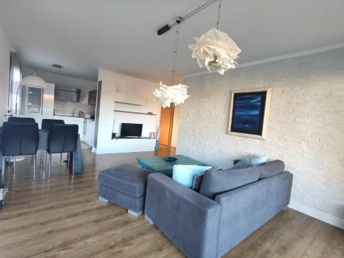 Bella Vista - New flat with View Confort & Calm near Geneva 5 PERS - Apartment - Archamps