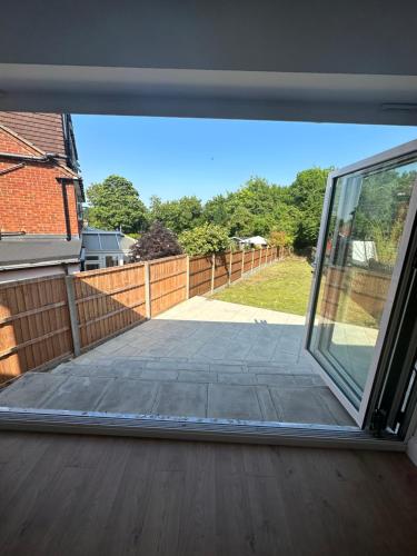 5 bedroom house in Orpington bromley near Cyprianis Locksbottom