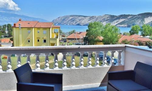 Two-Bedroom Apartment with Sea View