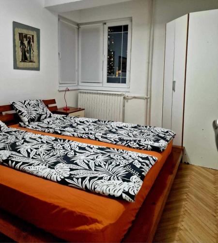Bright, modern - 2 bedroom condo, Skopje (photo 10)