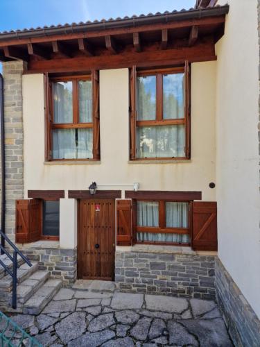 A szálláshely kívülről, La casa del bosque in Alcala De La Selva