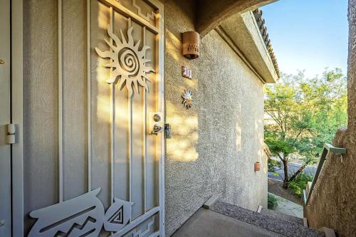 Luxury 3BD/2BA Home Near Tucson w/ Desert Views