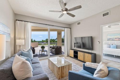 Surf Club, Unit 2105 Surf Club, Unit 2105