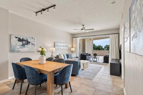 Surf Club, Unit 2105 Surf Club, Unit 2105