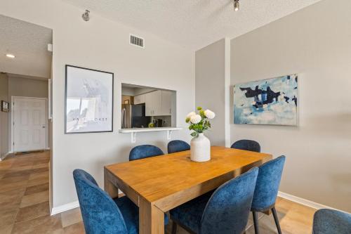 Surf Club, Unit 2105 Surf Club, Unit 2105