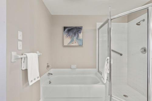 Surf Club, Unit 2105 Surf Club, Unit 2105