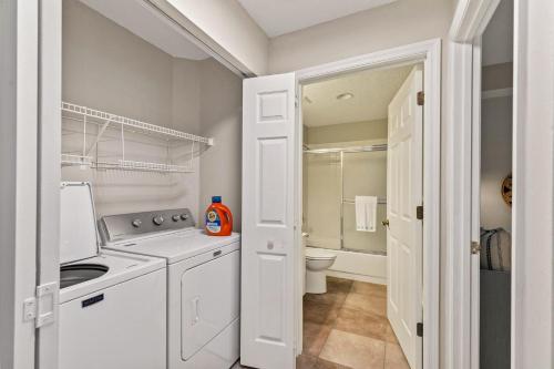 Surf Club, Unit 2105 Surf Club, Unit 2105