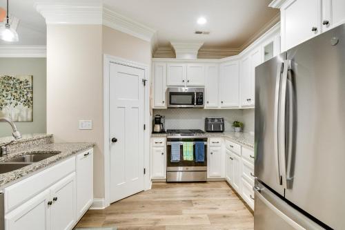 Charming Alabama Retreat with Private Patio! in Owens Cross Roads, USA