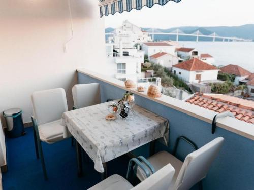 ระเบียง/ชานเรือน, Apartments by the sea Komarna, Neretva Delta - Usce Neretve - 21938 in โคมาร์นา