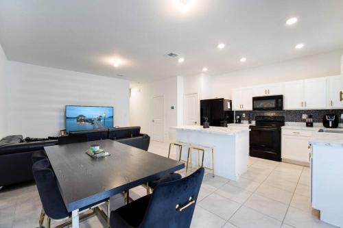 Beautiful and Cozy 3- bedroom townhouse in Florida City, USA
