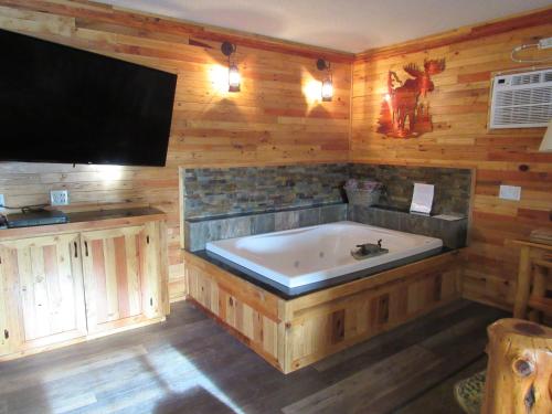The Woodsman Country Lodge Motel - Oregon