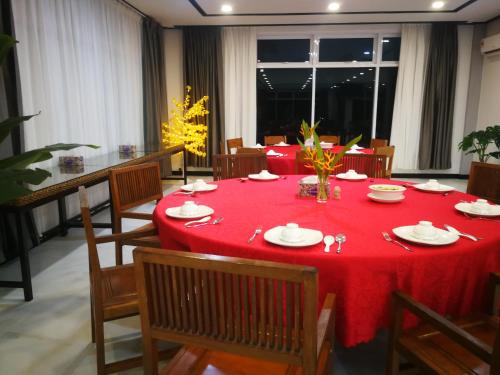 ห้องอาหาร, Marina Hotel in มุนดา