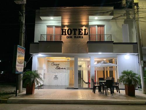 . HOTEL CASA BLANCA