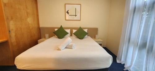 Two-Bedroom Apartment room in Phillip Island Apartments