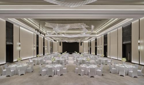 504865194 InterContinental Hotels Shenzhen WECC by IHG