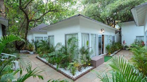 Swimup - Suites with private pool , Vagator