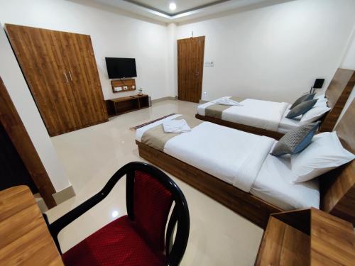 Deluxe Triple Room image 7