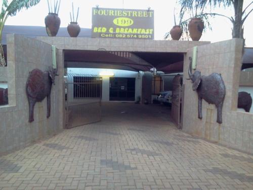 Fouriestreet 199 Bed and Breakfast - Naboomspruit