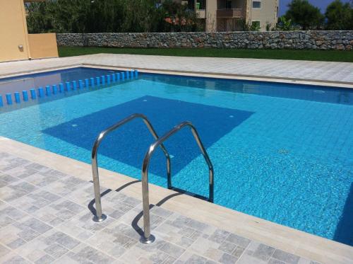 Gerona Mare Apartments - 수영장