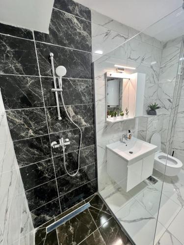 Corner penthouse apartment in the centar of Skopje, Skopje (photo 3)