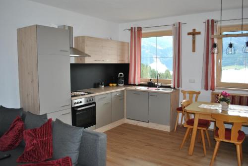 Konyha, Ferienwohnung Gipfelblick in Weerberg