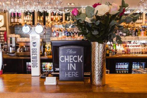 The Abbey Inn - image 14