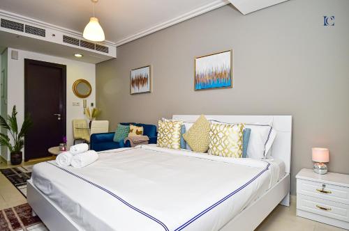 Luxury Escapes - Cozy Studio with Balcony near Metro - Goldcrest 2 JLT, Dubaï (photo 6)
