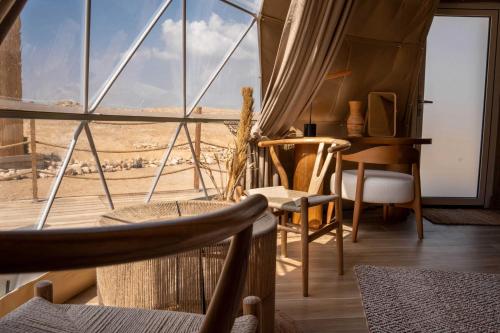 View, Pura Eco Retreat - Jebel Hafit Desert Park in Um Ghafah