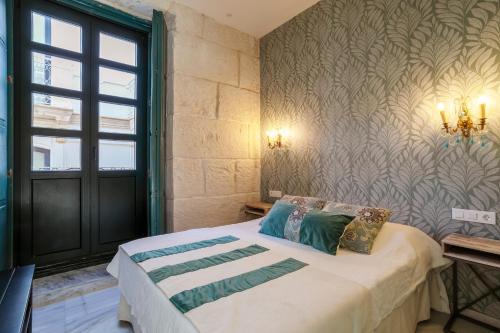 Studio Apartment image 10
